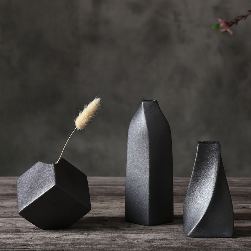 Cadushi Vase